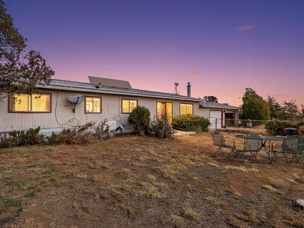 109 E Church Street, Edgewood, NM 87015