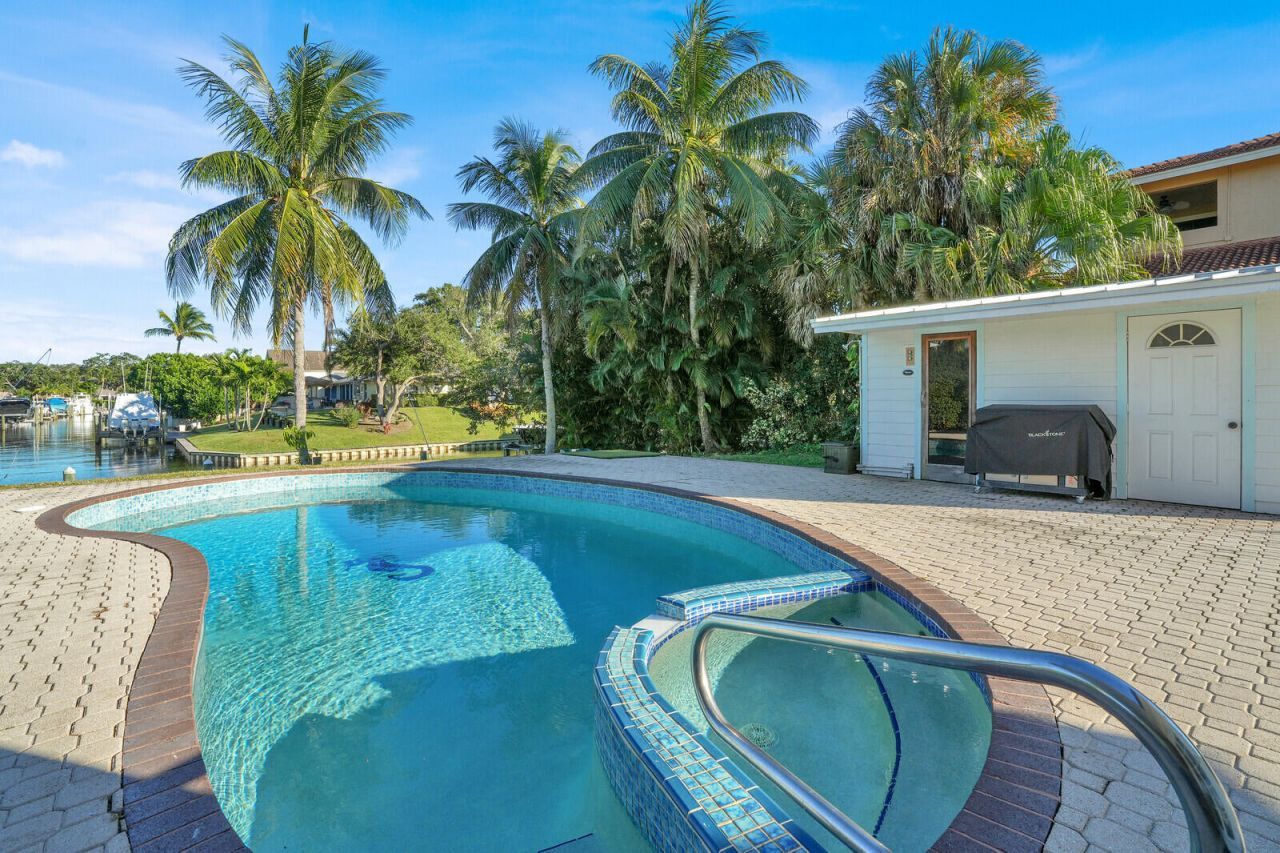 12980 Prosperity Farms Road, Palm Beach Gardens, FL 33410 Photo