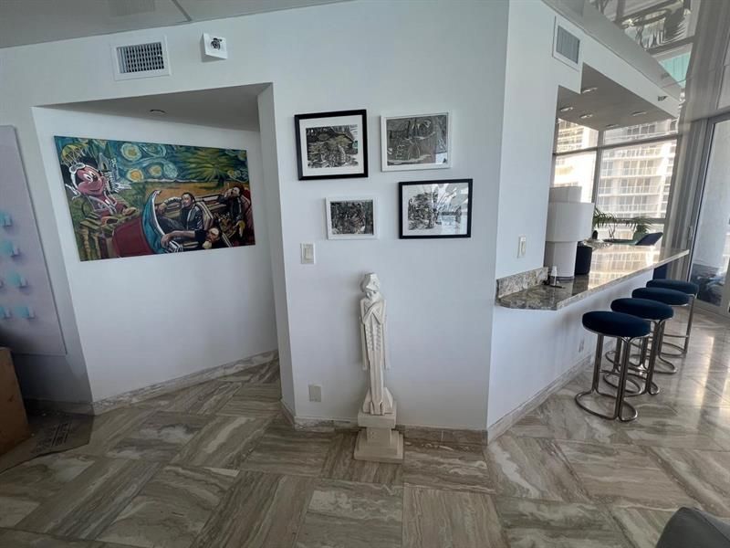 16425 Collins Avenue, Unit 816, Sunny Isles Beach, FL 33160 Photo