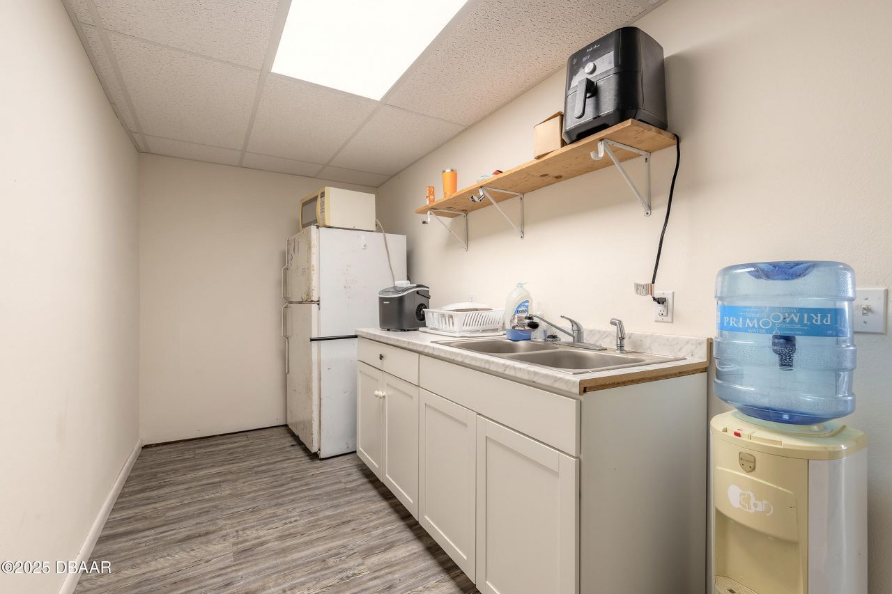 529 Ridgewood Avenue, Holly Hill, FL 32117 Photo