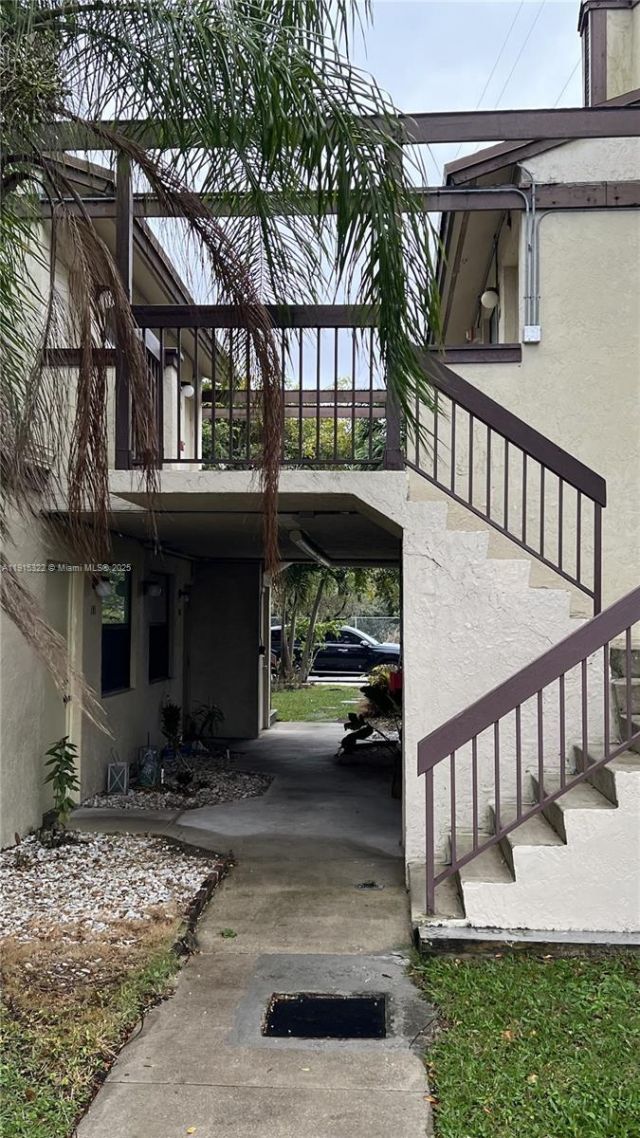 455 NW 210th St, Unit 205, Miami Gardens, FL 33169 Photo