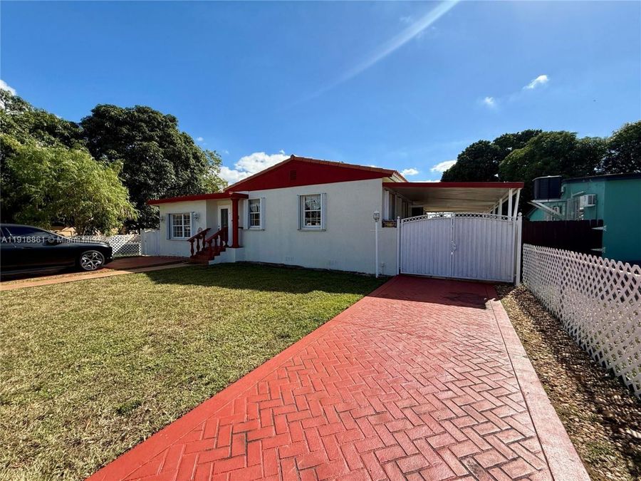 Property Image 9
