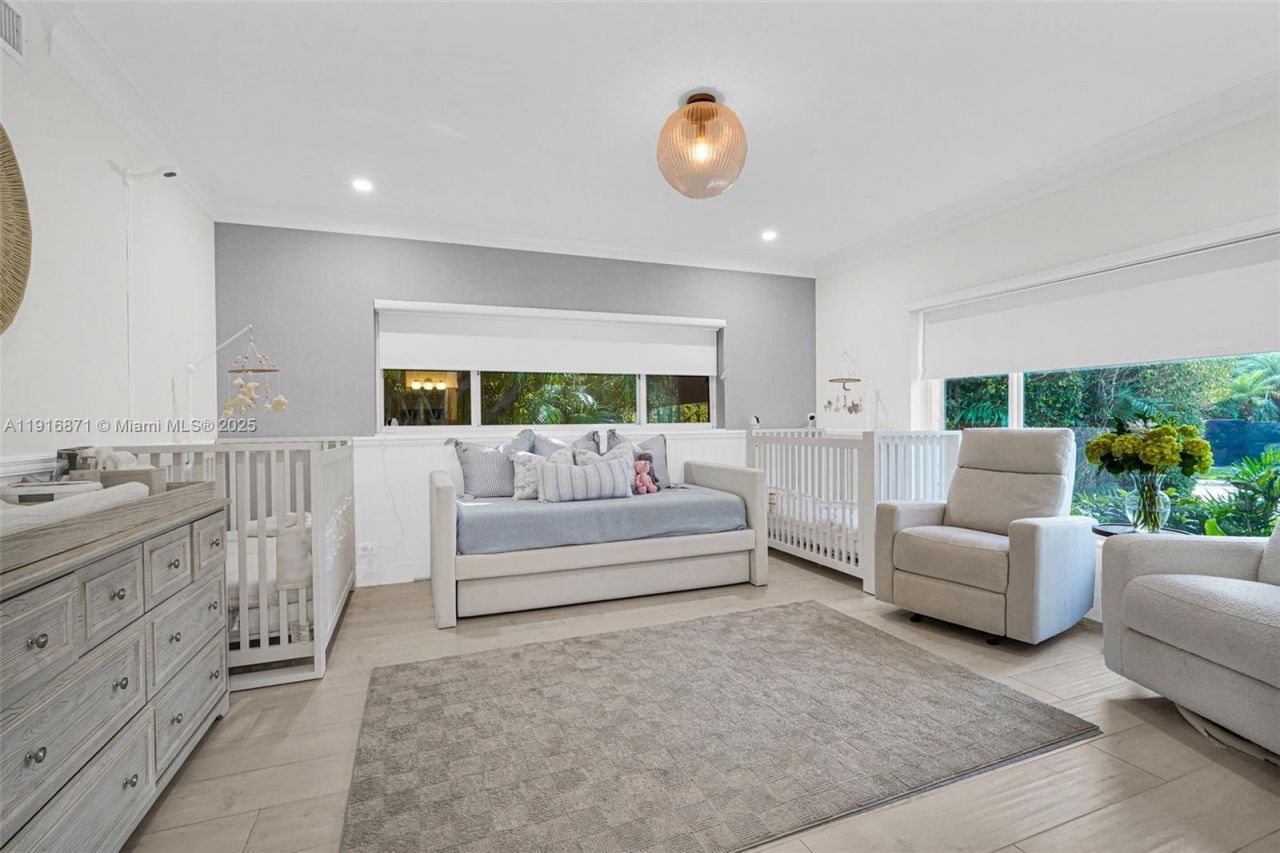 145 Bal Bay Dr, Bal Harbour, FL 33154 Photo