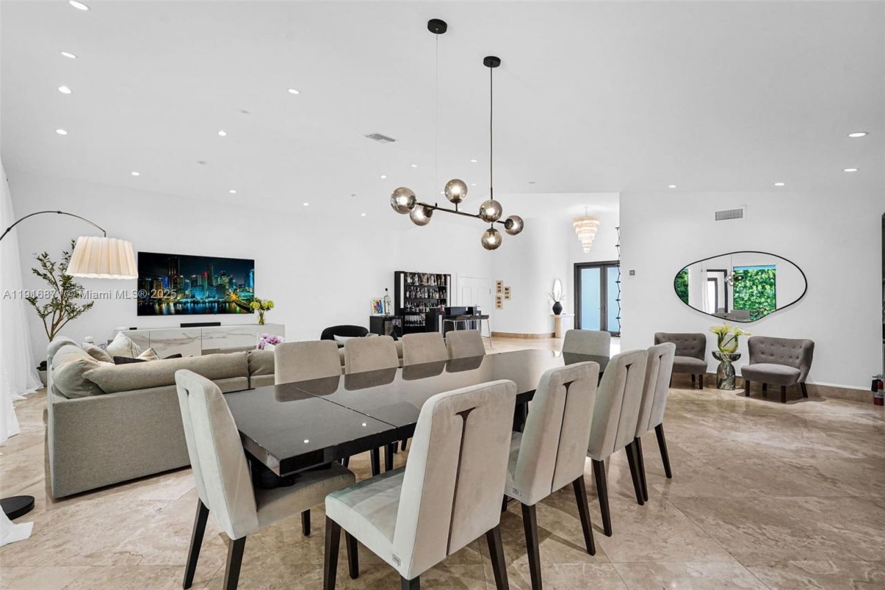 145 Bal Bay Dr, Bal Harbour, FL 33154 Photo