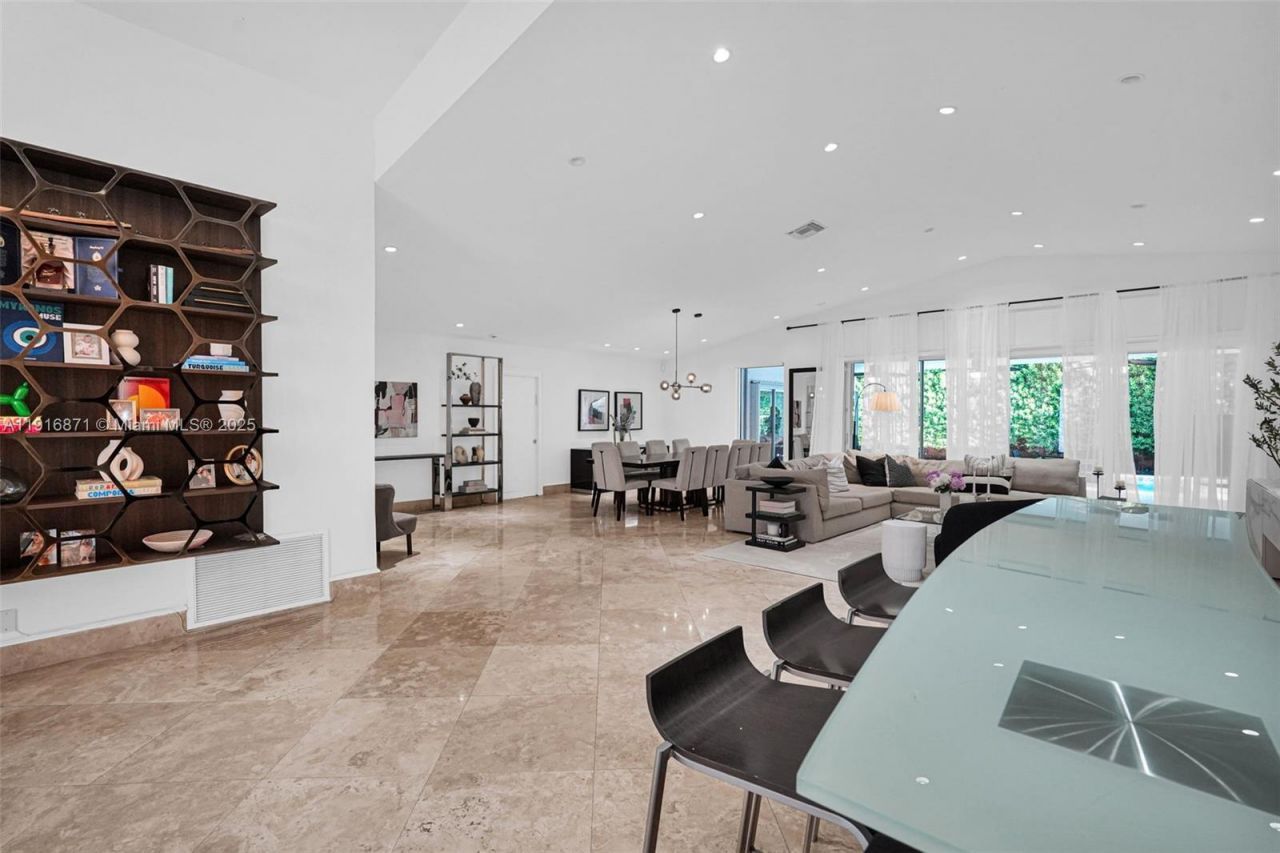 145 Bal Bay Dr, Bal Harbour, FL 33154 Photo