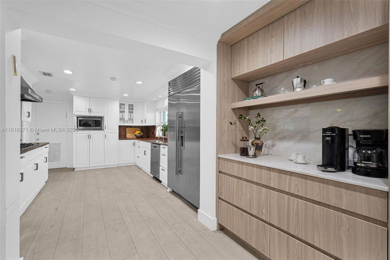 145 Bal Bay Dr, Bal Harbour, FL 33154 Photo