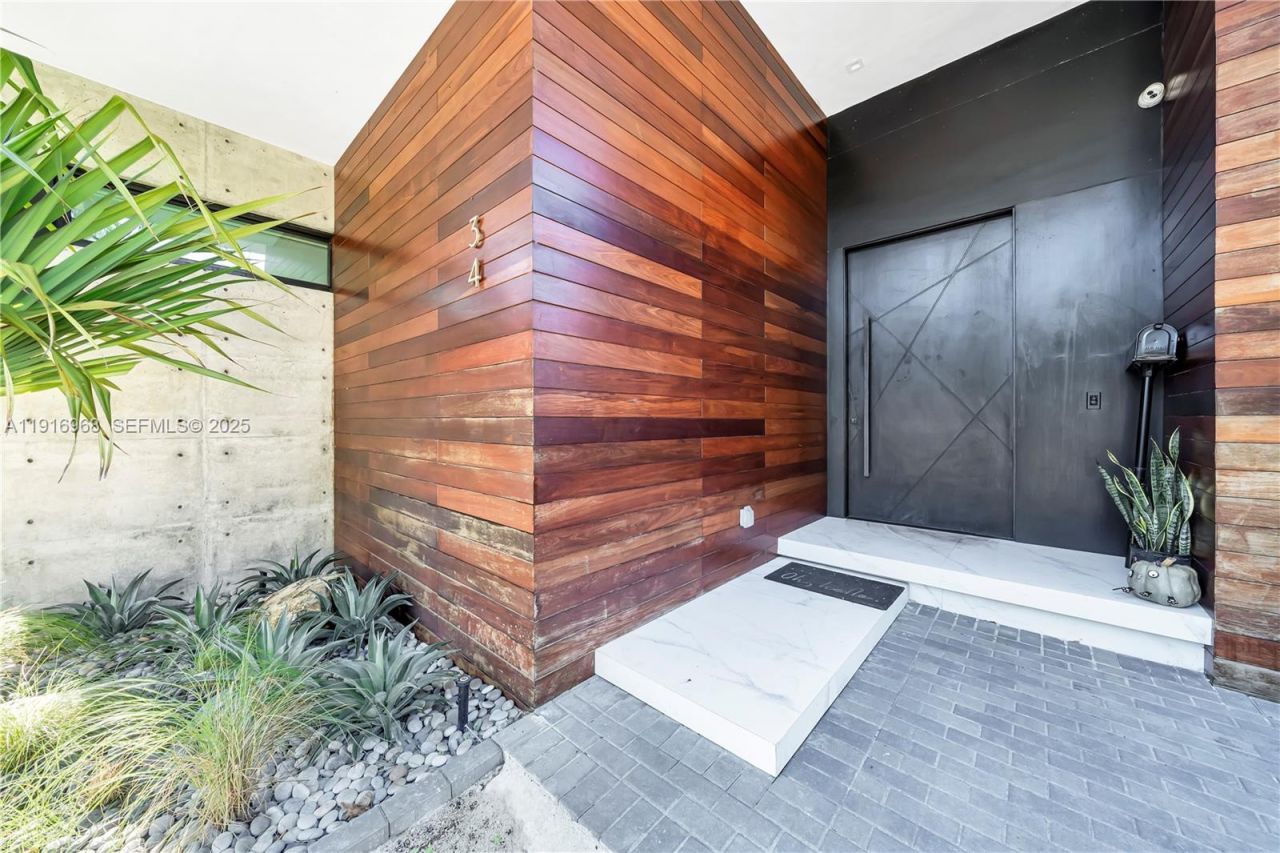 34 SW 26th Rd, Unit N/A, Miami, FL 33129 Photo