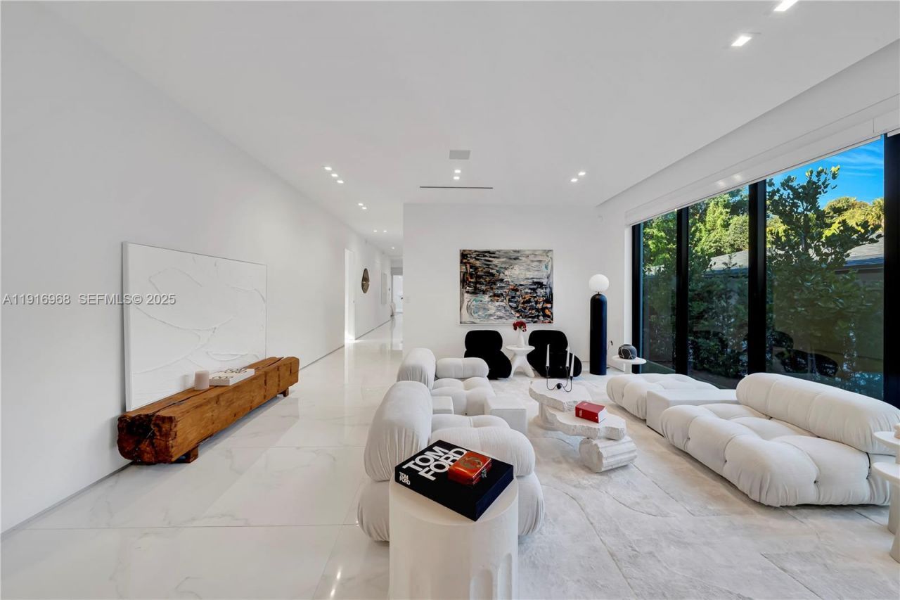 34 SW 26th Rd, Unit N/A, Miami, FL 33129 Photo