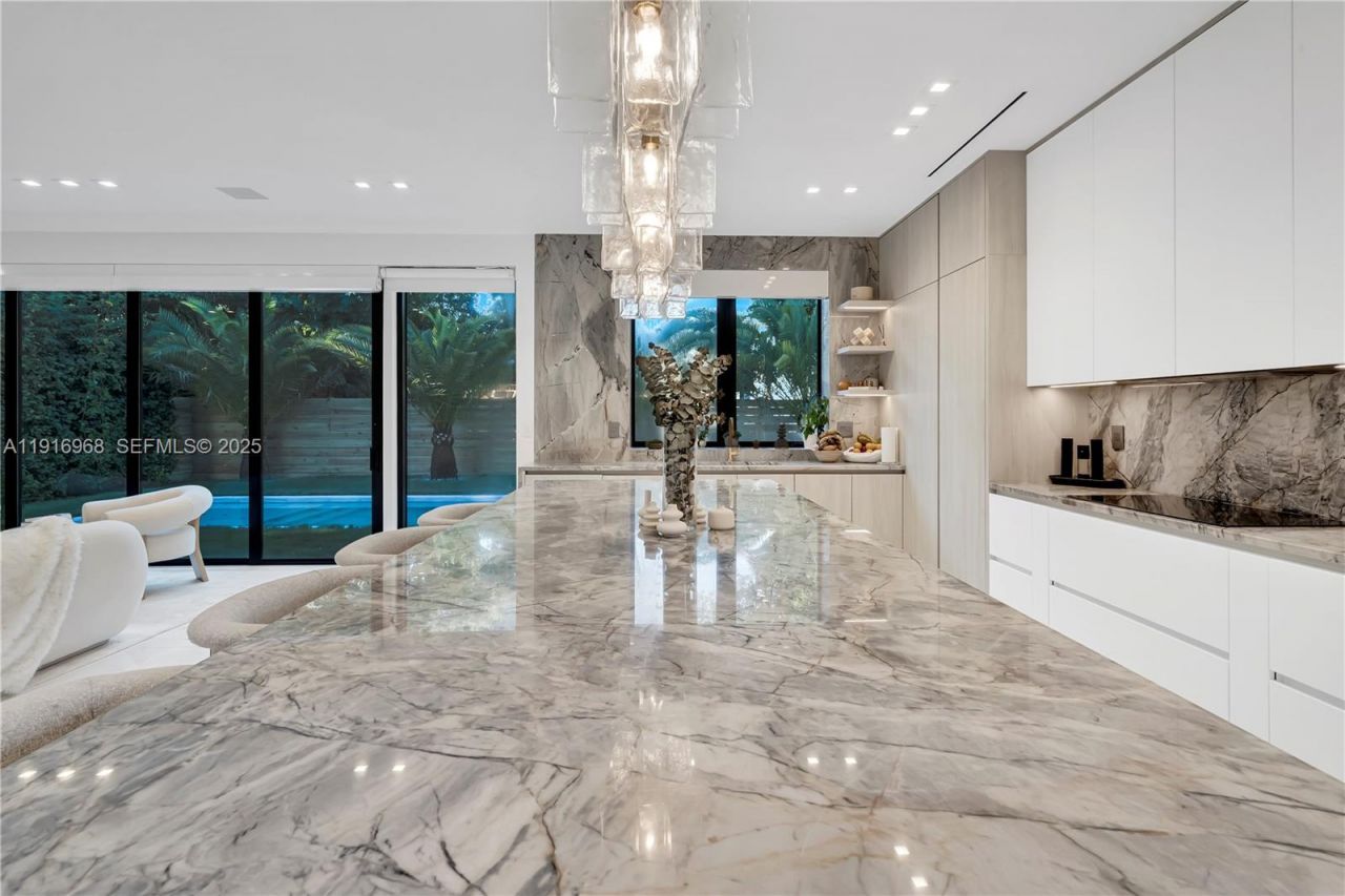 34 SW 26th Rd, Unit N/A, Miami, FL 33129 Photo