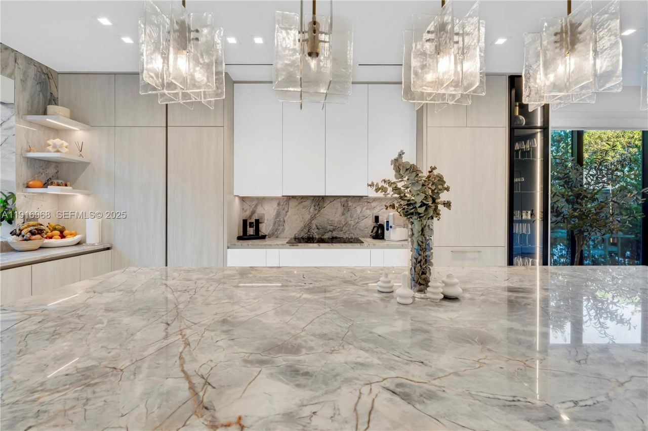 34 SW 26th Rd, Unit N/A, Miami, FL 33129 Photo