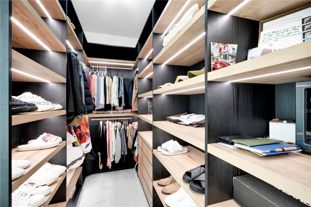 34 SW 26th Rd, Unit N/A, Miami, FL 33129 Photo