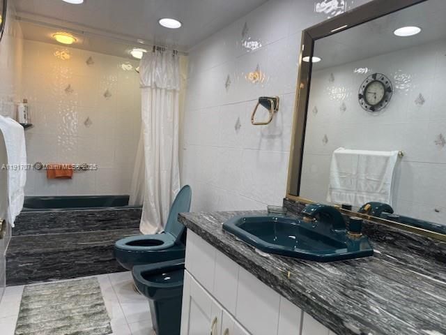 5401 Collins Ave, Unit 931, Miami Beach, FL 33140 Photo