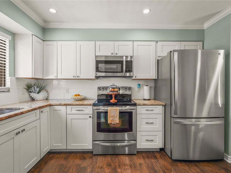 Property Image 6