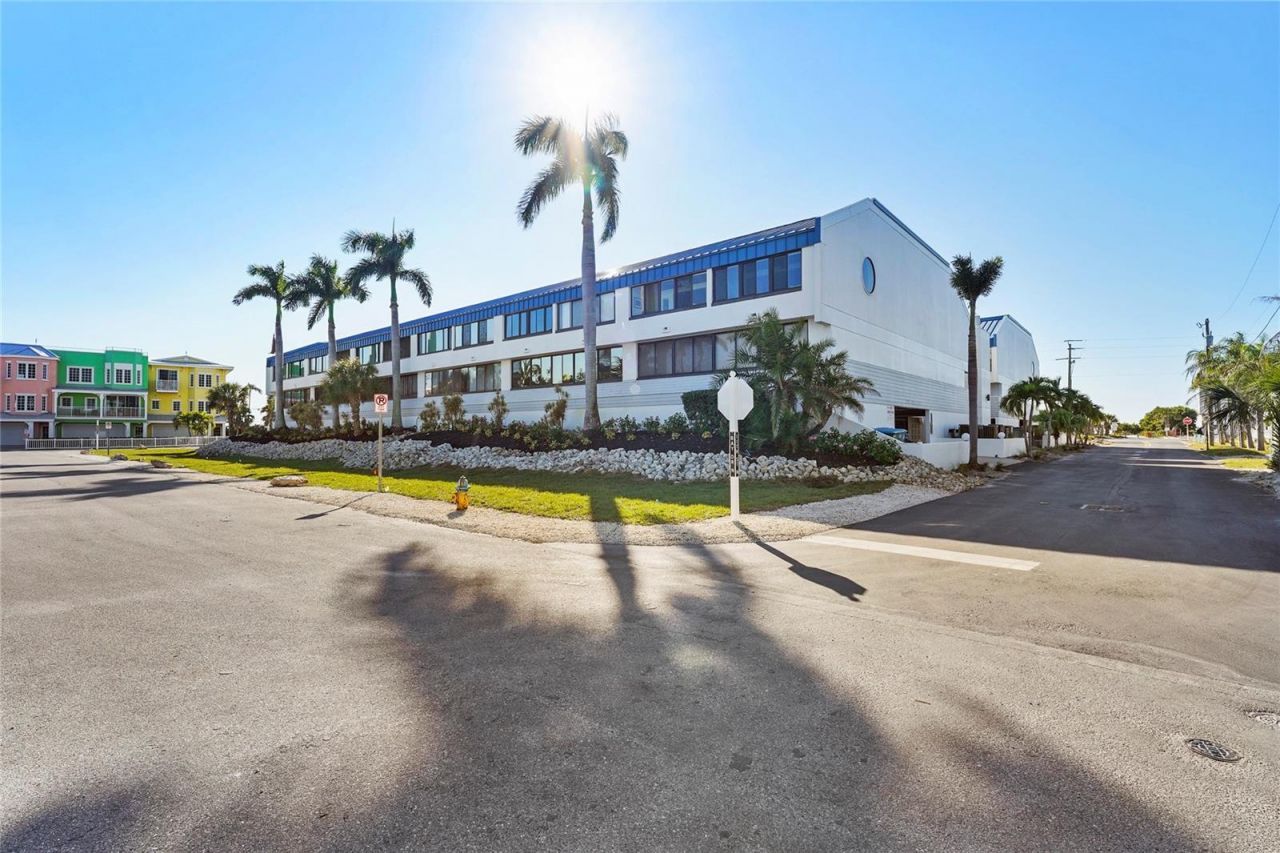 1007 Gulf Drive N, Unit 213, Bradenton Beach, FL 34217 Photo