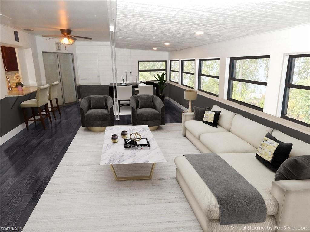 2207 NE 1st Ter, Cape Coral, FL 33909 Photo