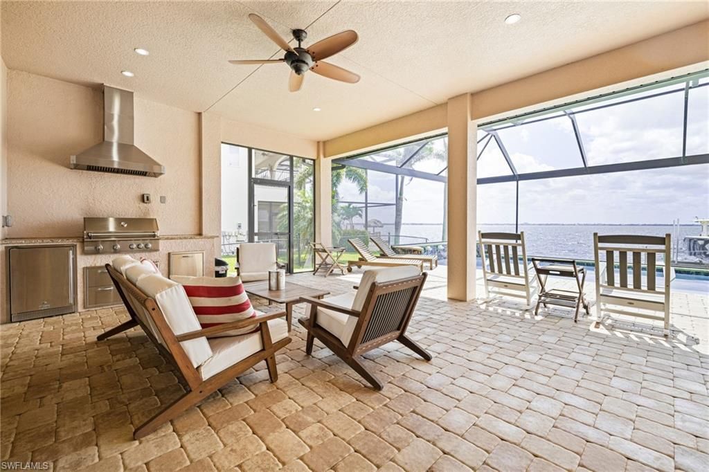 2262 SE 28th St, Cape Coral, FL 33904 Photo