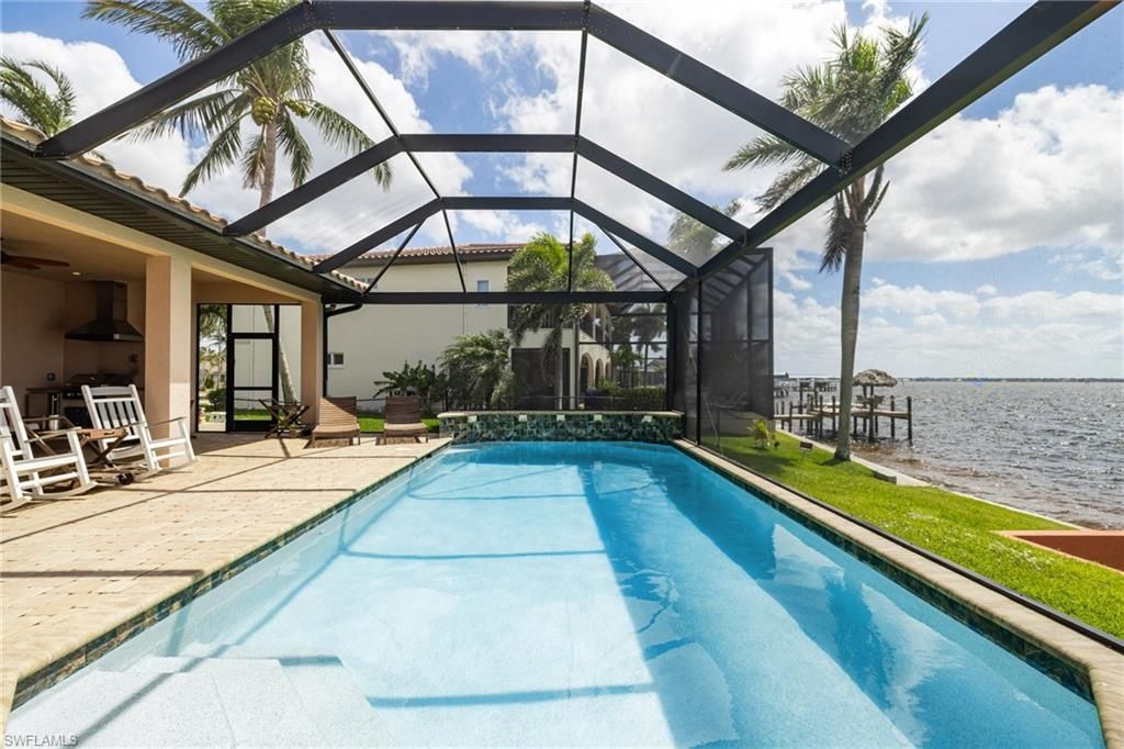 2262 SE 28th St, Cape Coral, FL 33904 Photo