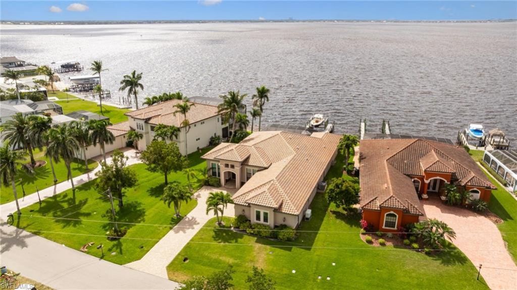 2262 SE 28th St, Cape Coral, FL 33904 Photo