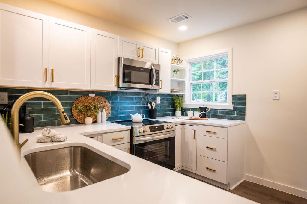 1733 Main Road Photo 10