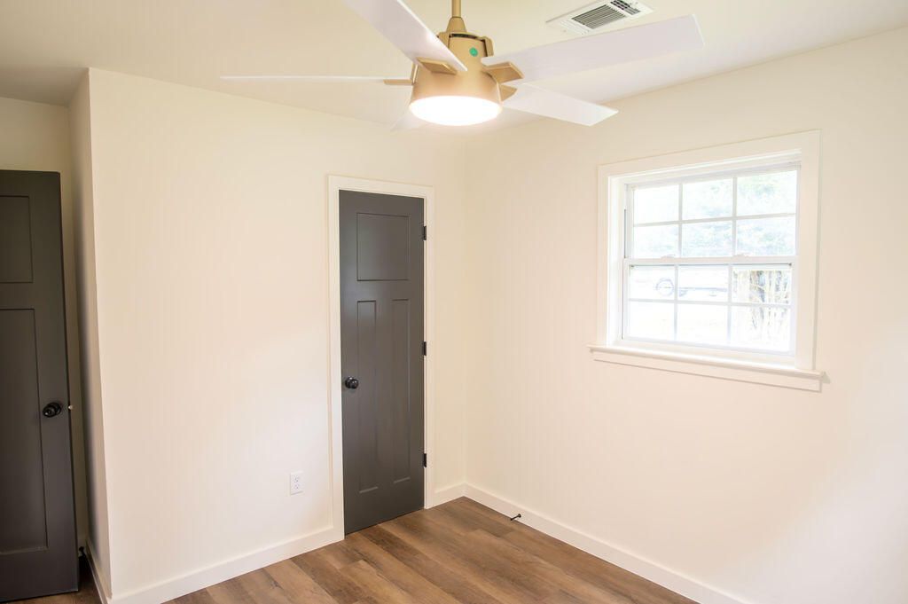 1733 Main Road Photo 22