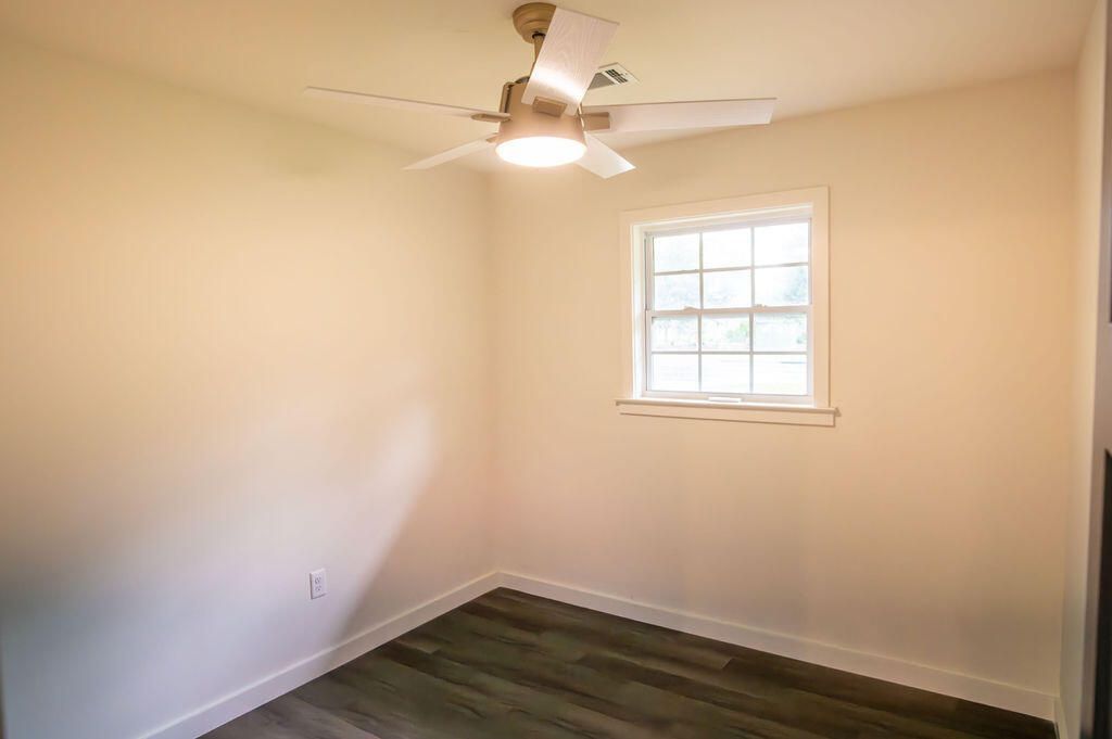 1733 Main Road Photo 23