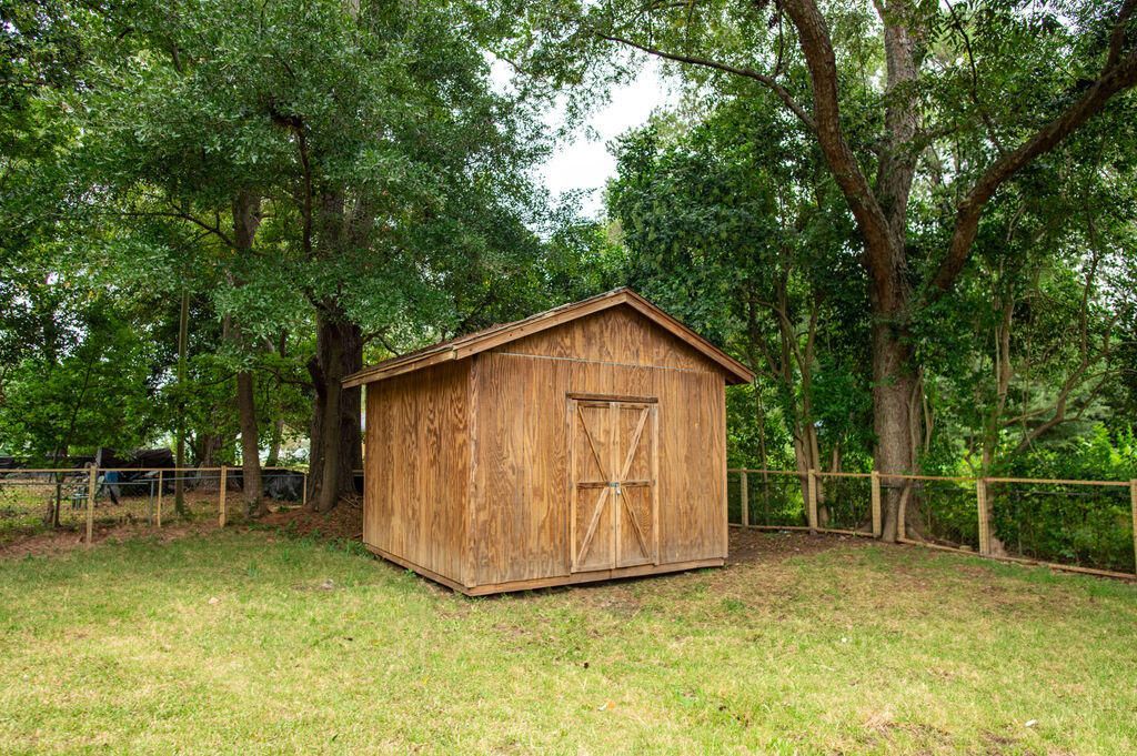 1733 Main Road Photo 4