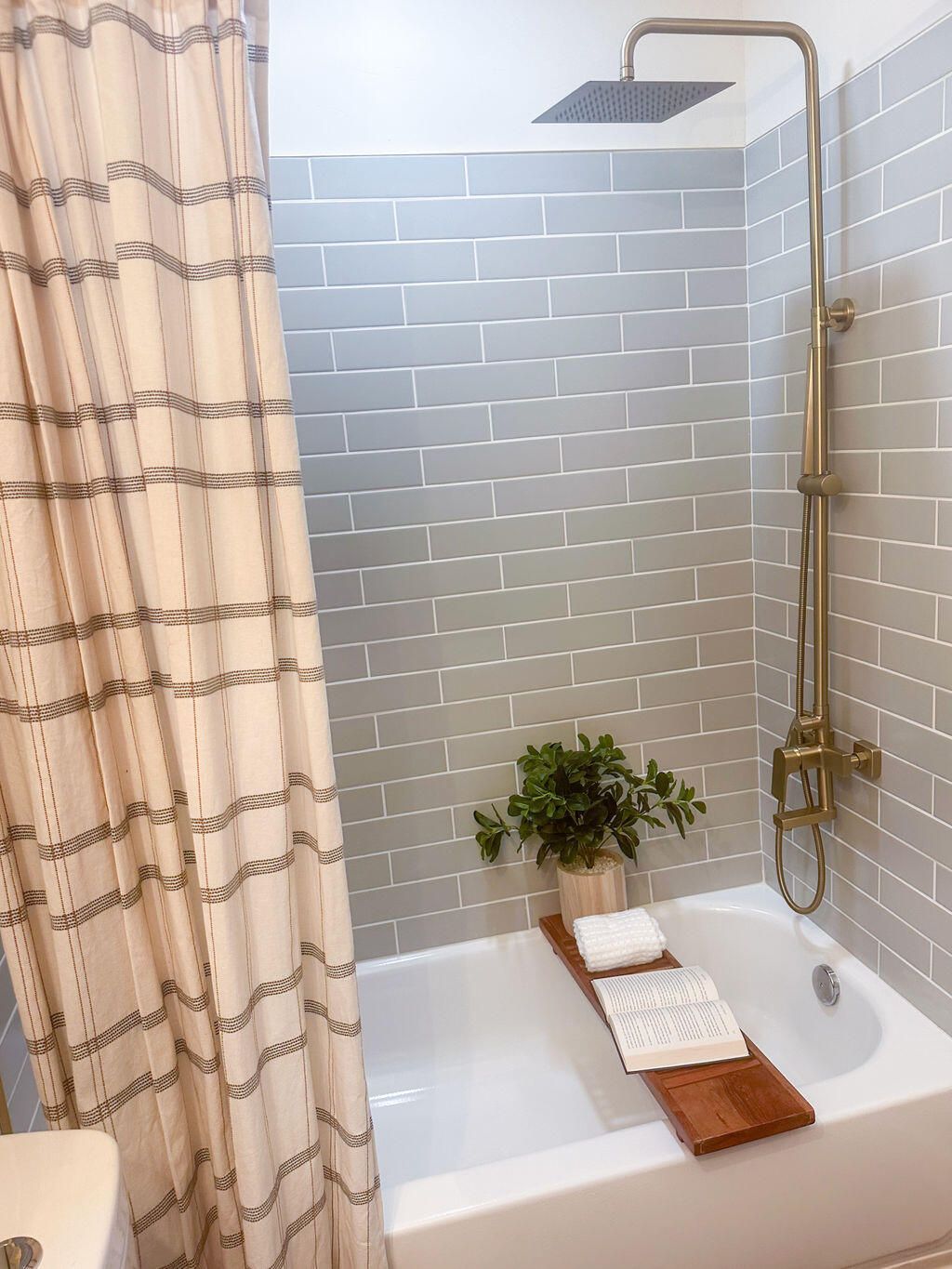 1733 Main Road Photo 41