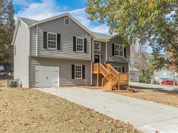 7101 Hazelwood Drive, Jonesboro, GA 30236
