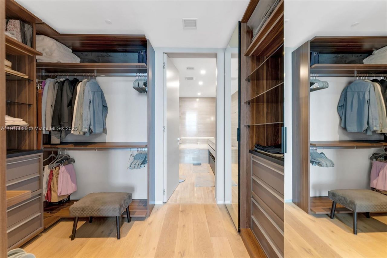 18975 Collins Ave, Unit 1002, Sunny Isles Beach, FL 33160 Photo