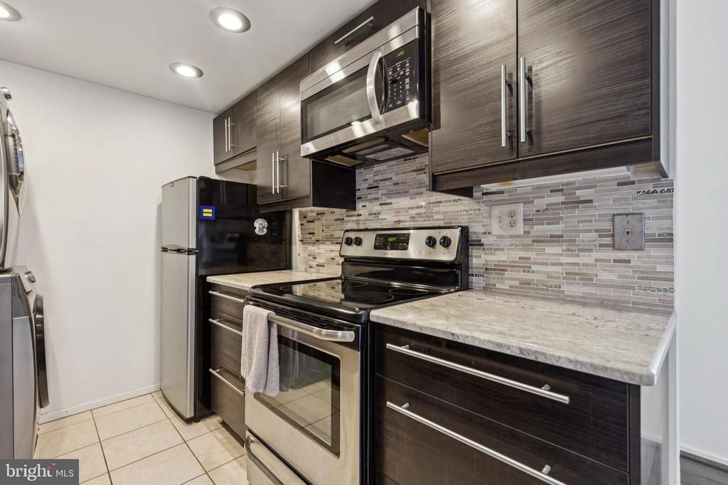 5911 Edsall Road, Unit 801, Alexandria, VA 22304 Main Photo