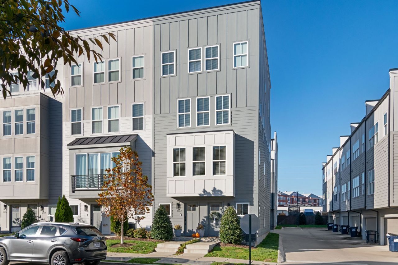 2000 Edison Park Ln, Nashville, TN 37209 Main Photo