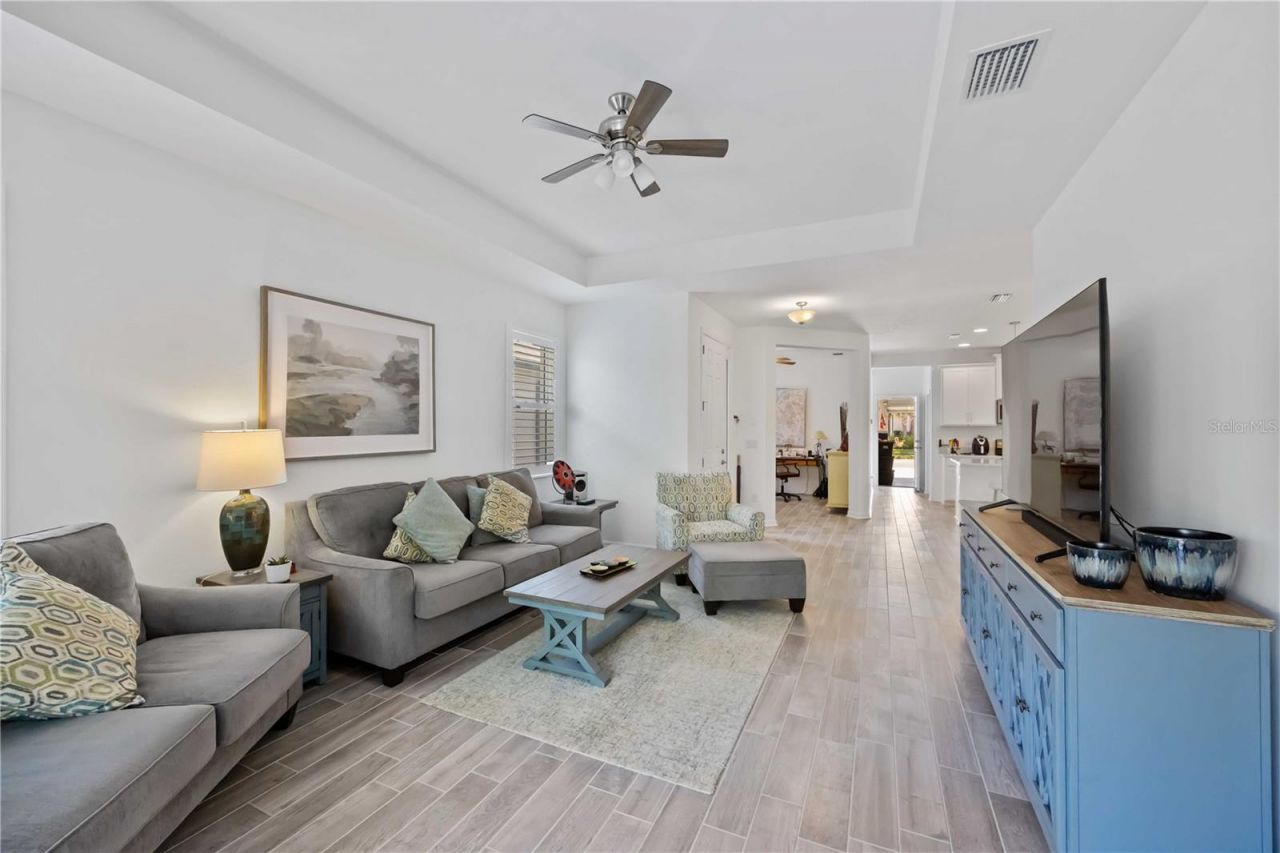 6081 Amberly Drive, Bradenton, FL 34208 Photo