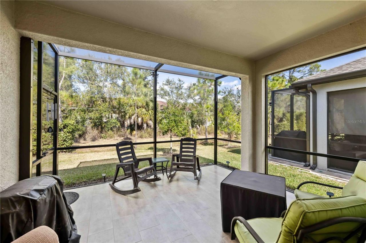 6081 Amberly Drive, Bradenton, FL 34208 Photo