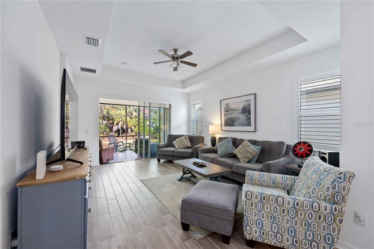 6081 Amberly Drive, Bradenton, FL 34208 Photo