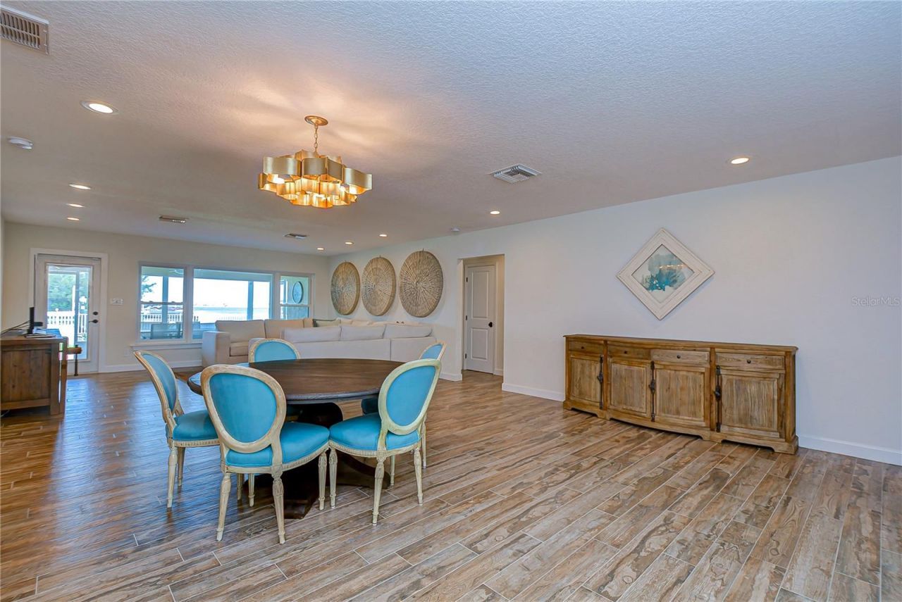 115 Buena Vista Drive S, Dunedin, FL 34698 Photo