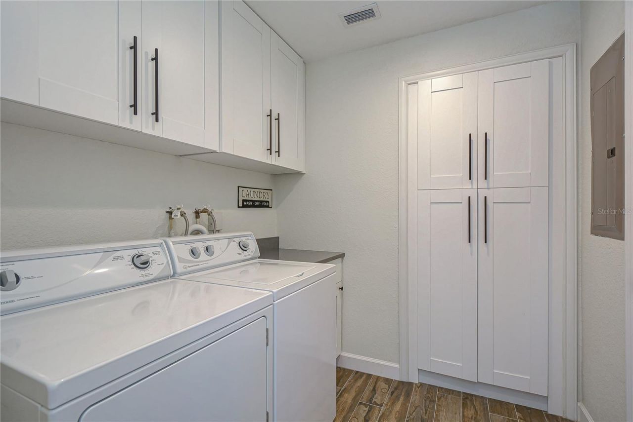 115 Buena Vista Drive S, Dunedin, FL 34698 Photo