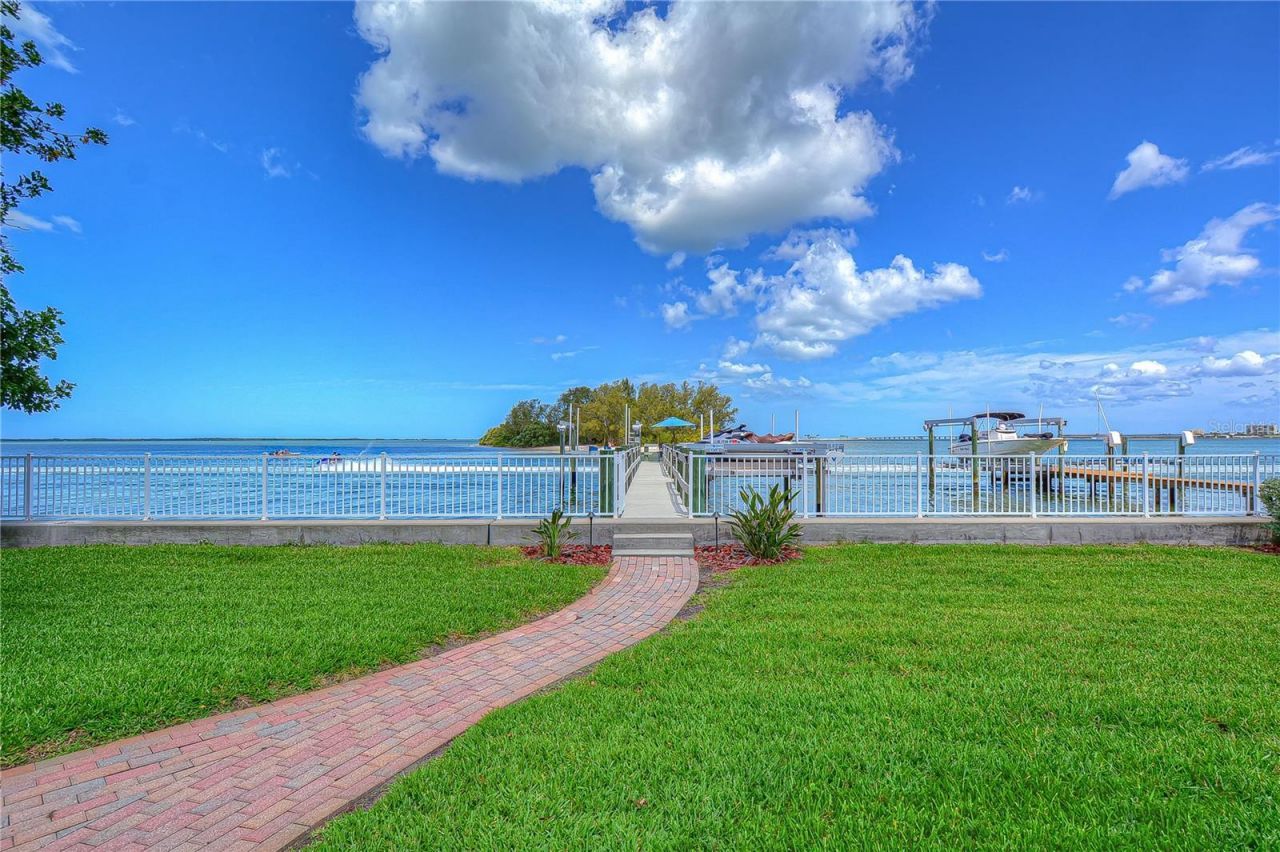 115 Buena Vista Drive S, Dunedin, FL 34698 Photo