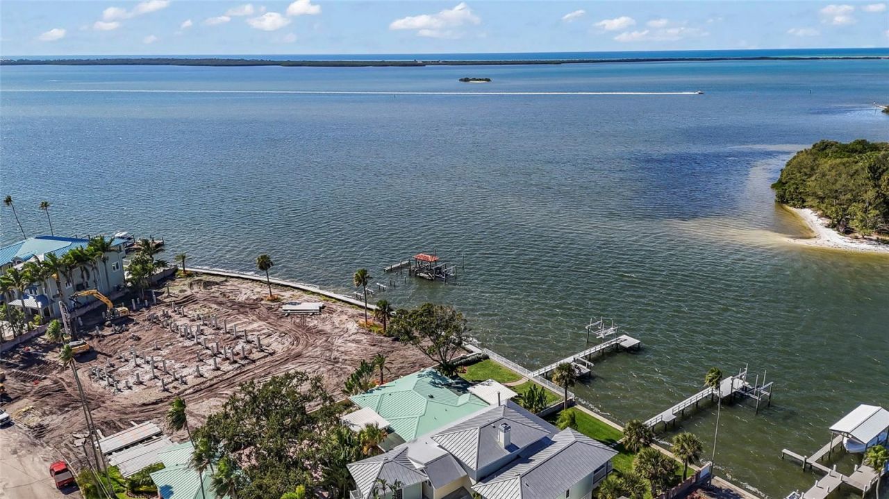 115 Buena Vista Drive S, Dunedin, FL 34698 Photo