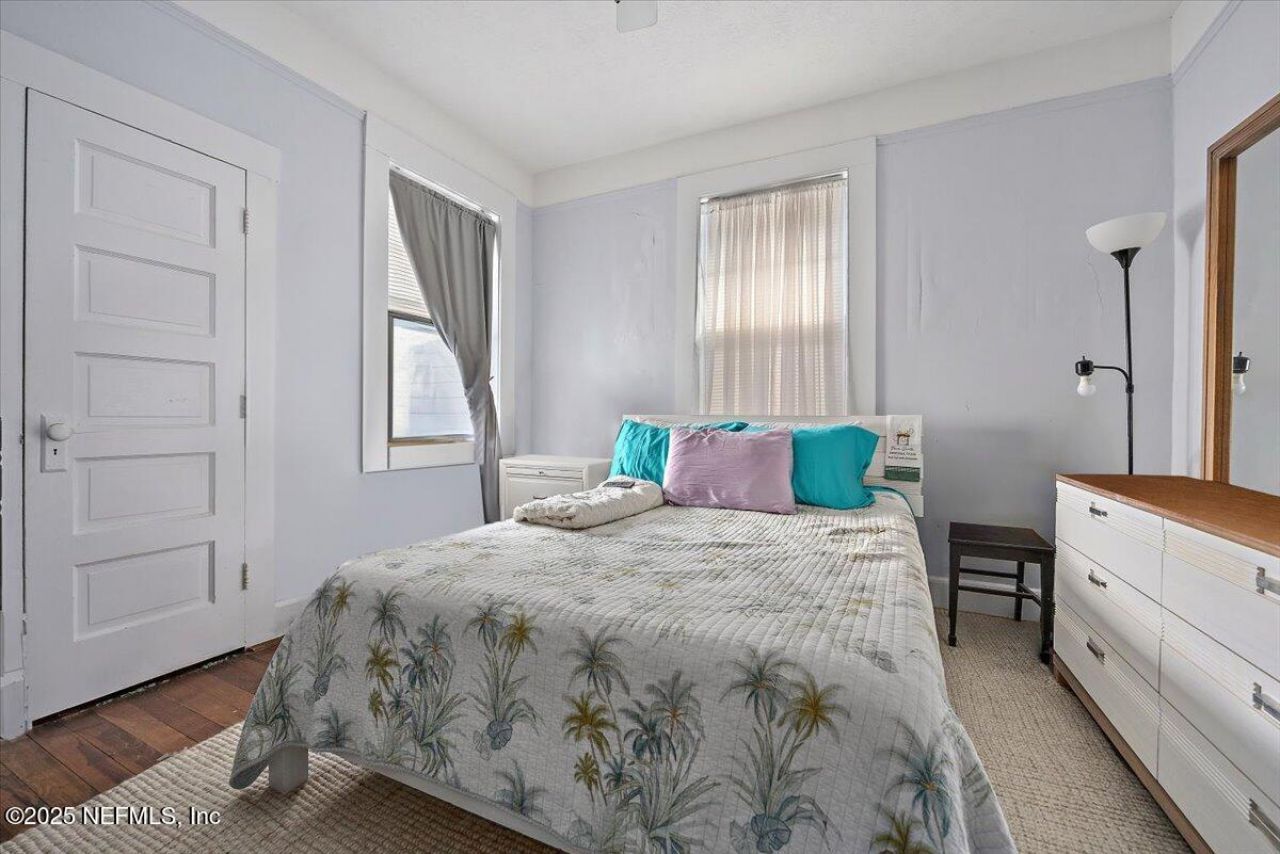 517 Beach Avenue, Atlantic Beach, FL 32233 Photo