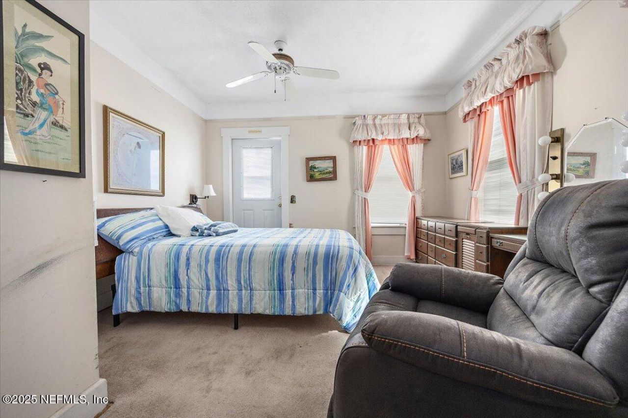 517 Beach Avenue, Atlantic Beach, FL 32233 Photo