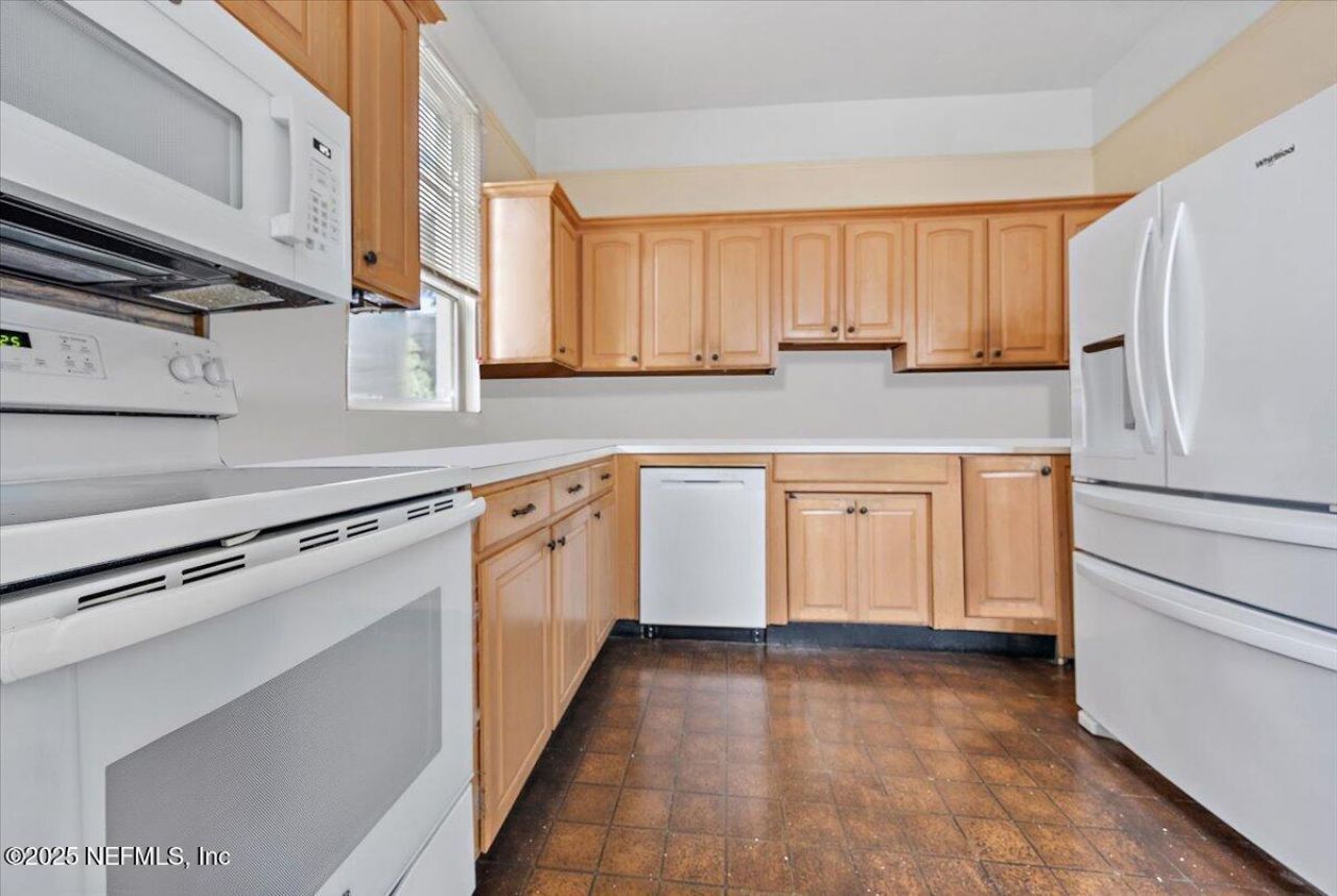 517 Beach Avenue, Atlantic Beach, FL 32233 Photo