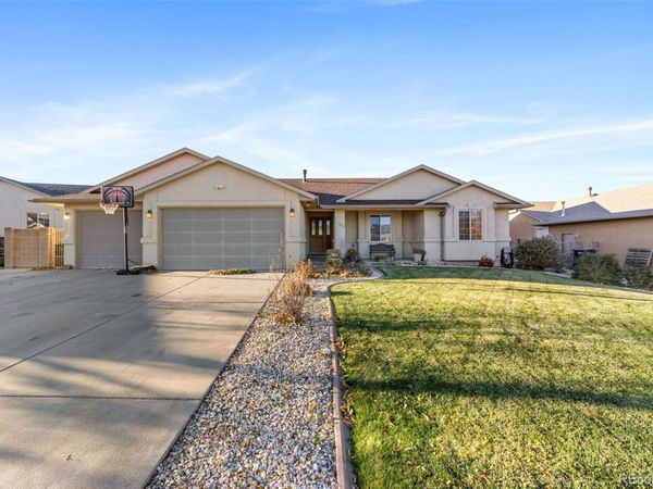 5405 Peregrine Drive, Pueblo, CO 81005