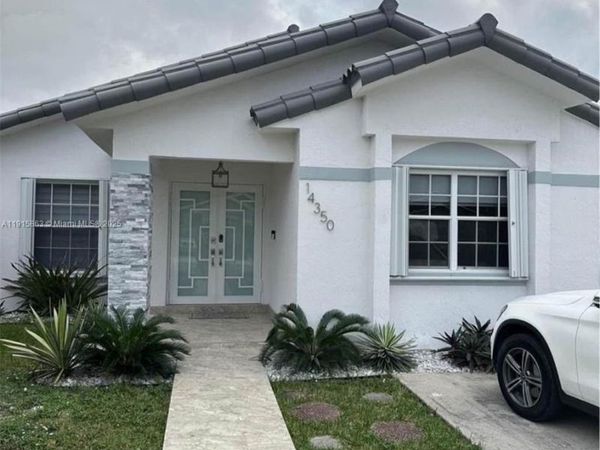 14350 SW 112th Ter, Miami, FL 33186