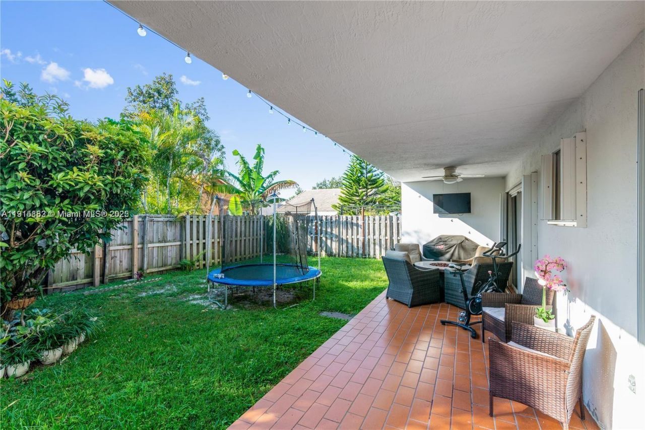 14350 SW 112th Ter, Miami, FL 33186 Photo