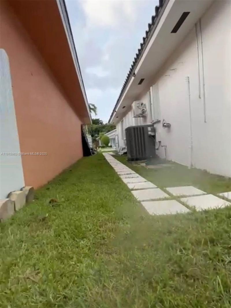 14350 SW 112th Ter, Miami, FL 33186 Photo