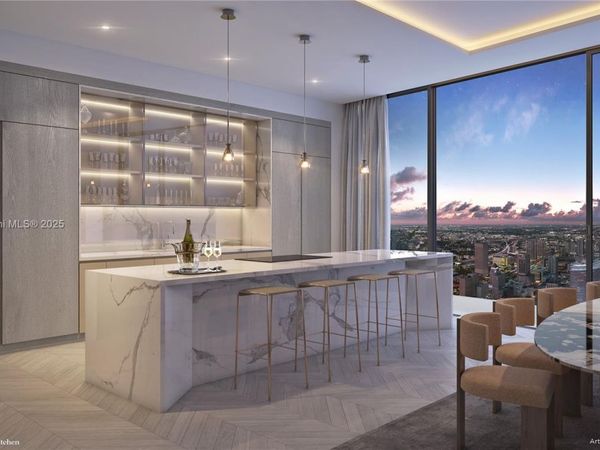 99 SE 5TH, Unit 7102, Miami, FL 33131