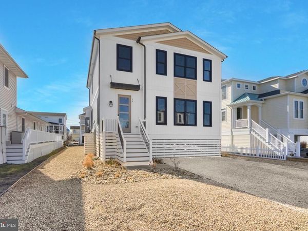 24 W ATLANTIC STREET, FENWICK ISLAND, DE 19944
