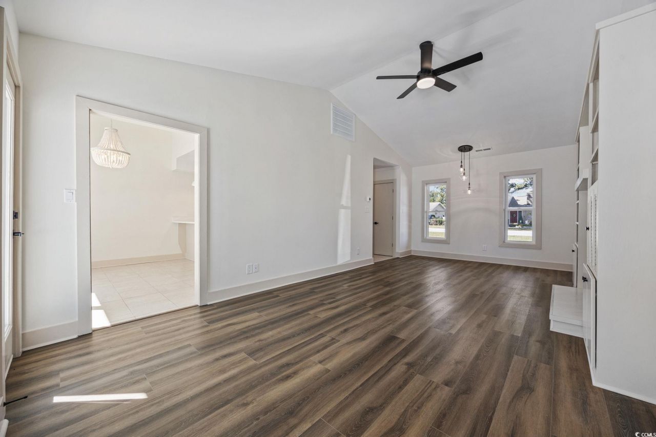 513 Plantation Dr. Photo 11