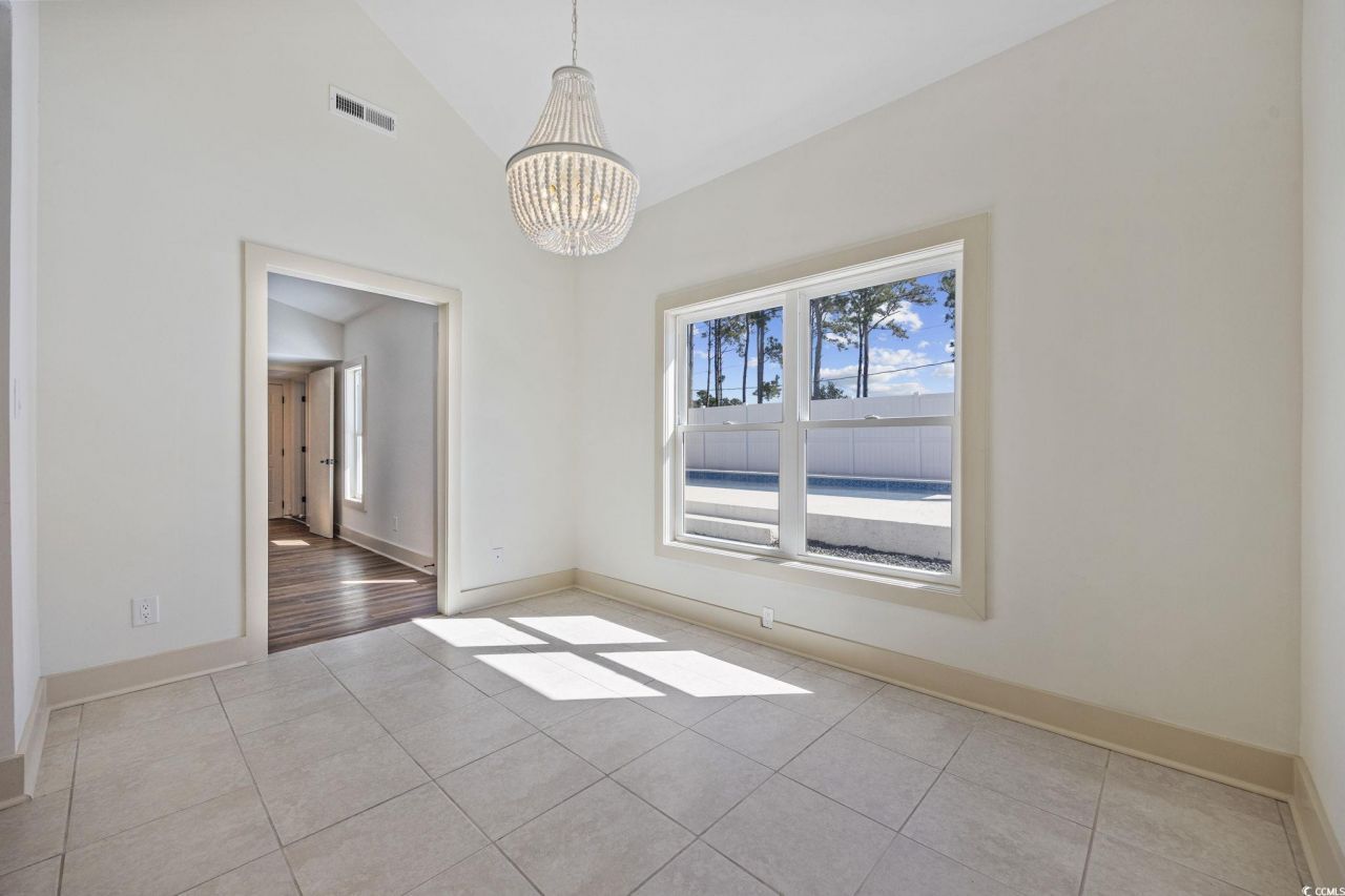 513 Plantation Dr. Photo 9