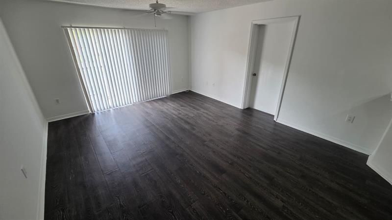 4149 N Haverhill Rd, Unit 1615, West Palm Beach, FL 33417 Photo